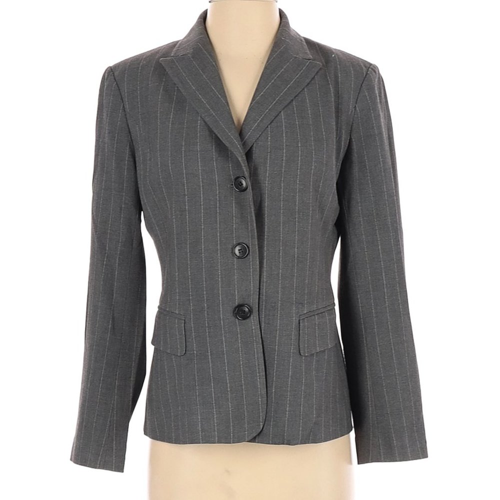 City DKNY Jacket Gray White Pinstripe Single Breasted Sz 6P #557